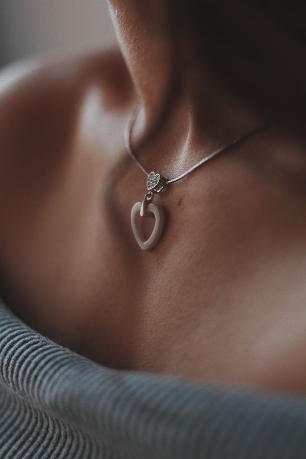 Stříbrné přívěsky | Šperky plné symboliky a elegance